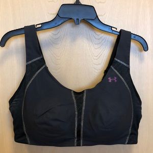 Women’s under Armour sports bra